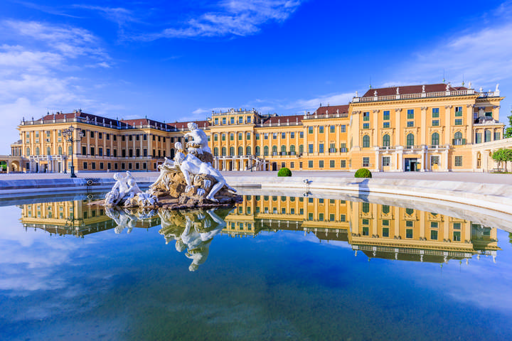 أسرار لا تعرفونها عن قصر "شونبرون" الشهير في فيينا 
