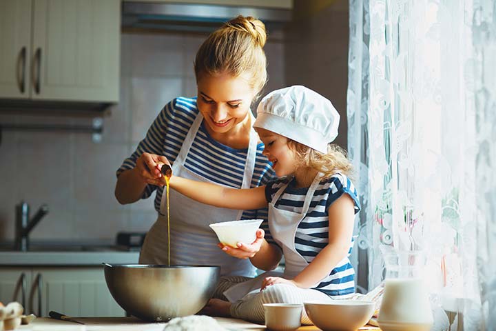 5 فوائد للطهي مع أطفالك