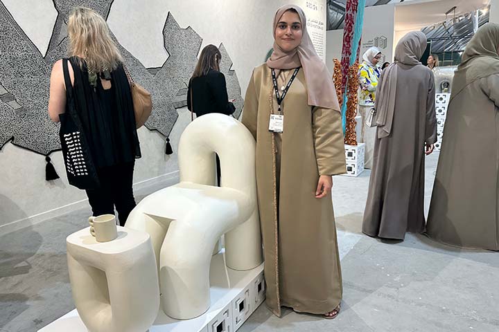 المصممون الشباب يربطون ماضي الإمارات ومستقبل الأجيال