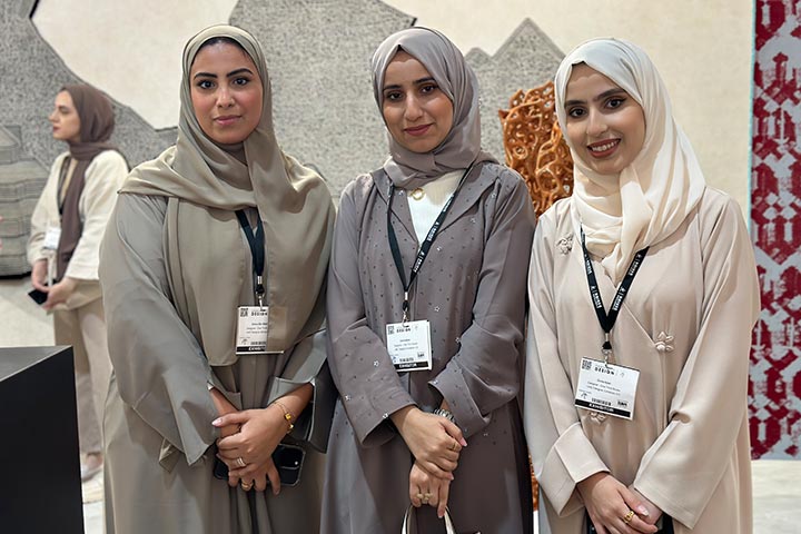 المصممون الشباب يربطون ماضي الإمارات ومستقبل الأجيال
