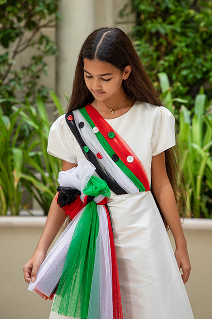 المصممة الإماراتية شيخة الشامسي: كل تصاميمي للأطفال مستوحاة من العلم الإماراتي