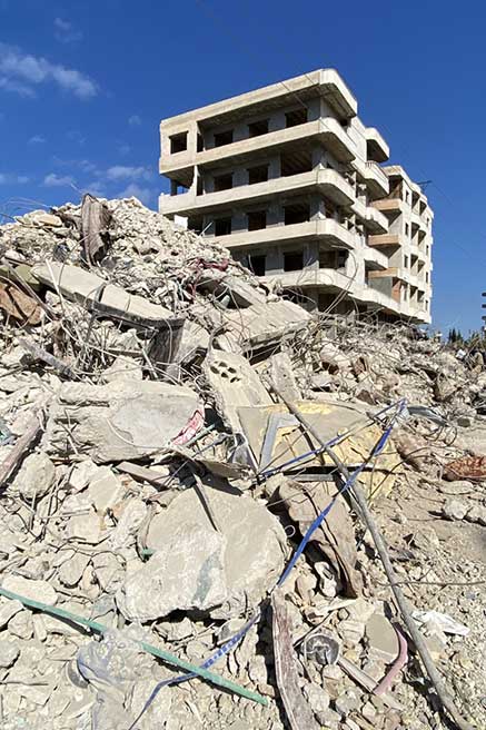 مشاهد صوّرها اليماحي من زلزال تركيا وسوريا