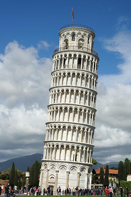 5 معلومات مذهلة عن برج بيزا المائل في إيطاليا